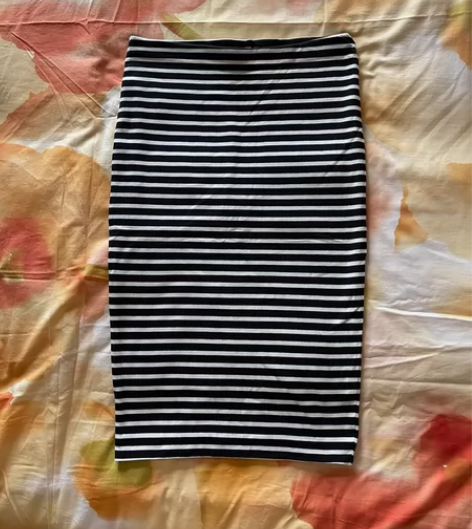 全新HM大弹力铅笔裙，平时L的人也可以穿，...