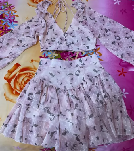 超仙纯欲小众露背显瘦蛋糕裙性感法式复古碎花...