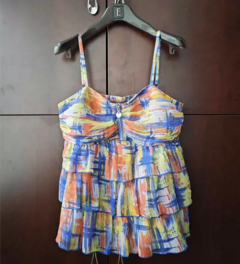 season wind 季候风彩虹色蛋糕裙...