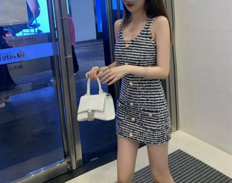 ?M900吊带连衣裙2021新款小香夏季风...