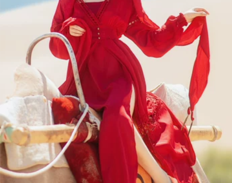 红色旅拍草原沙漠长裙云南西藏旅游度假裙子很...