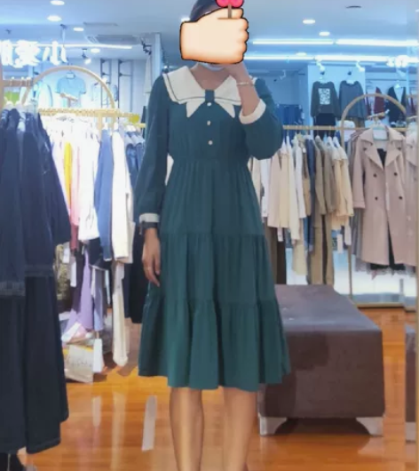 连衣裙 实体店300+购买 仅穿过一次 平...