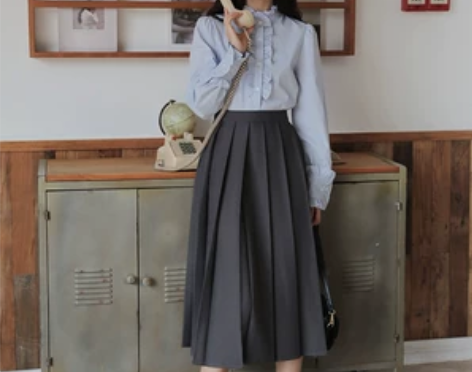 小野桃奈《首尔物语》百褶半身裙高腰灰色中长...