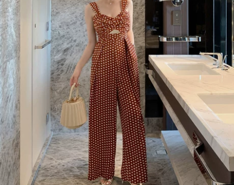 欧洲站复古法式女装波点时尚网红吊带连体裤度...
