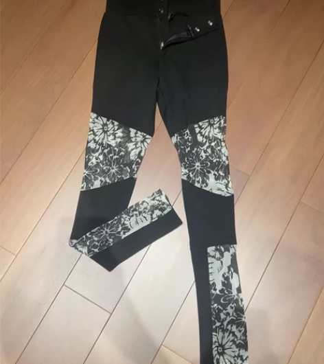 太平鸟小脚裤铅笔裤 M码 全新 花色部分是...