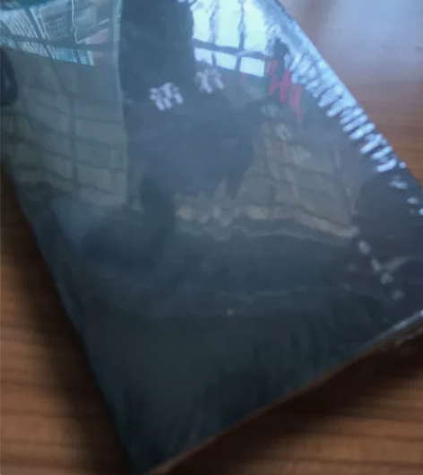 初中生因搬家出售余华作品活着。不买勿扰，谢...