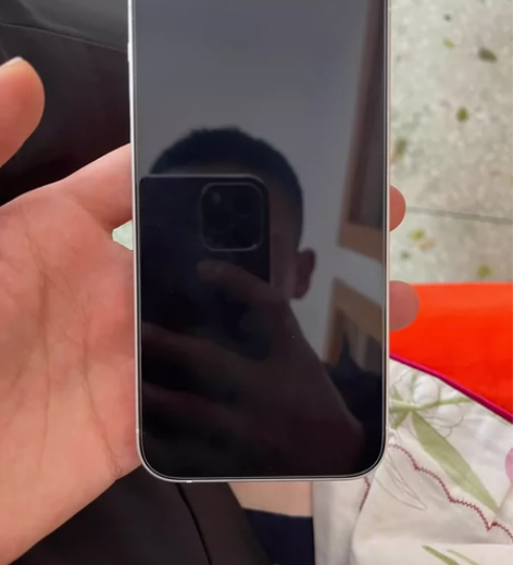 苹果 12 白色128G  本人自用  无...