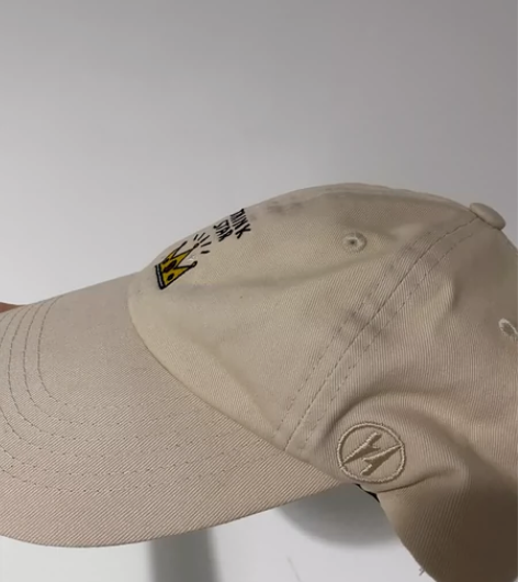 棒球帽  浅卡其色  购于韩国  时尚女帽...