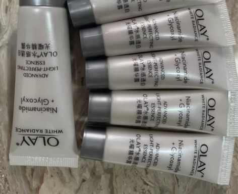 olay 美白精华 日期到 2024.10...