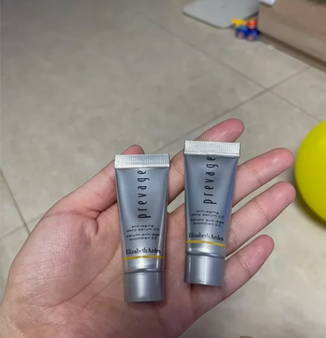 雅顿橘灿精华小样5ml×2 40包邮不议价...