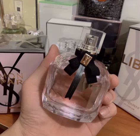 闲置香水反转/巴黎90ml 全新 去年在免...