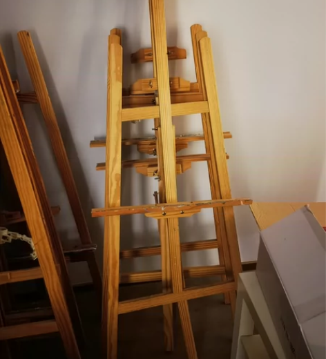 实木画架 画室闲置便宜出  功能完好 6个...
