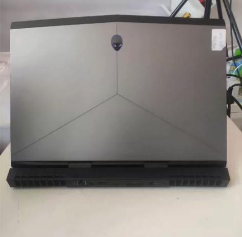 外星人15R3笔记本电脑 i7六代gtx1...