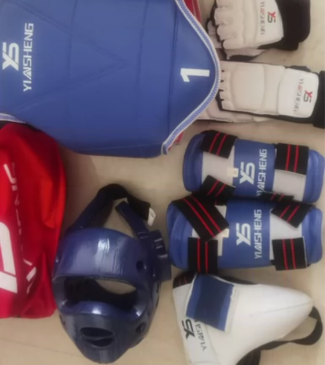 银盛跆拳道护具全套儿童五八件套实战跆拳道服...