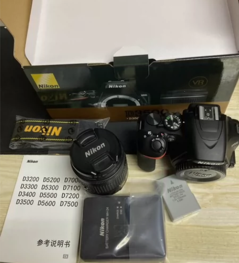 长期出售全新尼康D3500 18-55套机...