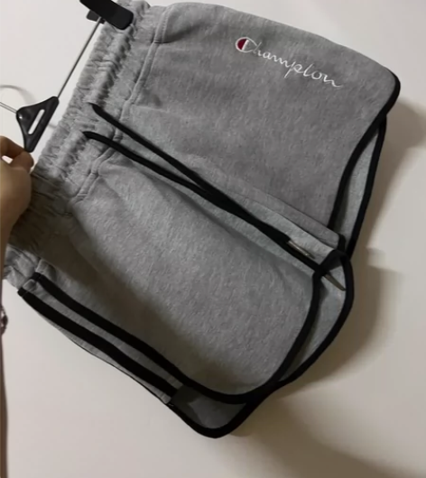 质量超级好的短裤，适合小码的人95斤以内吧...