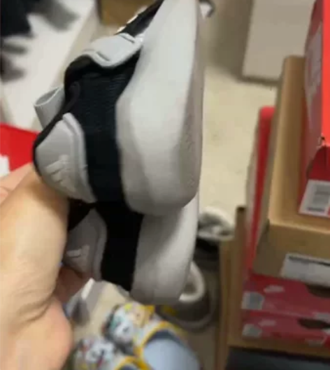 【狂欢价】阿迪达斯官网 ALTAVENTU...