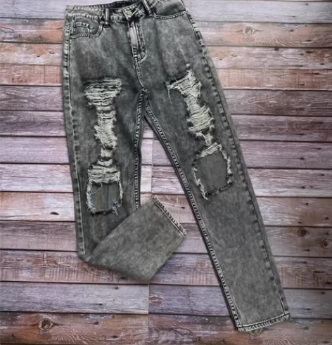 Forever21 烟灰大破坏破洞牛仔裤，...