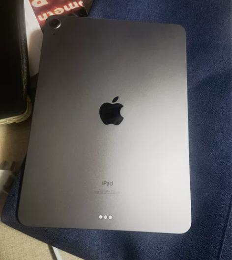 2020款苹果 iPad Air 屏幕：1...