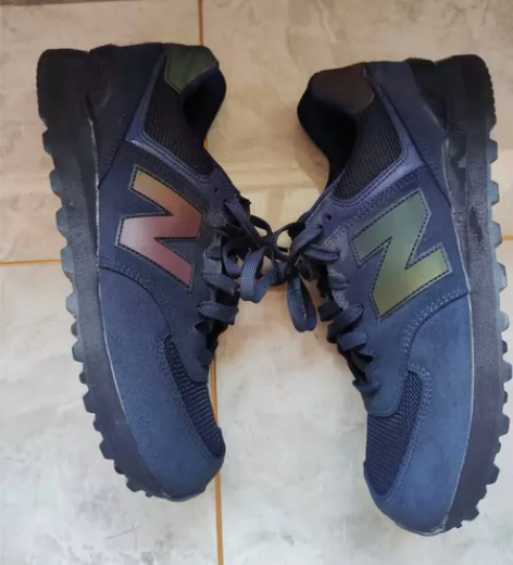 纯紫色 正品新百伦574 鞋底无磨损 鞋面...