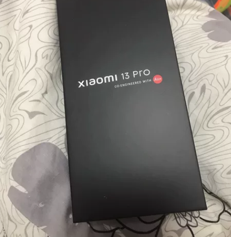 出台刚买的国行陶瓷绿小米13pro 12+...