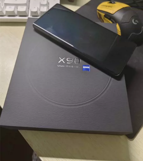 VIVO X90 8GB+256G 小姐姐...
