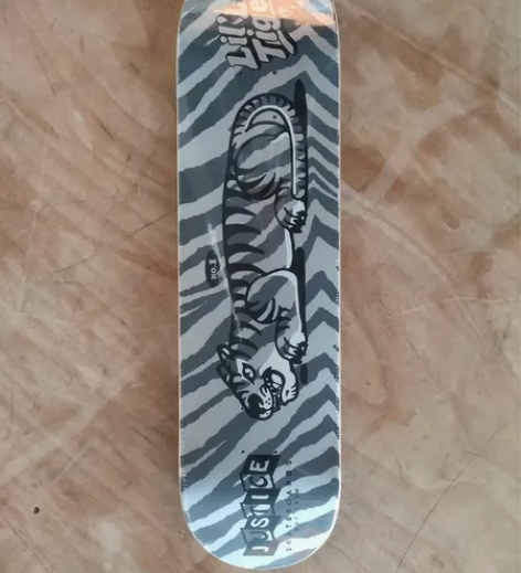 justice沸点专业滑板板面 全新未拆封...