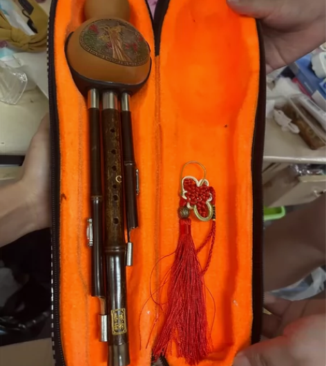 初学者葫芦丝 感兴趣请联系 可刀 感兴趣的...