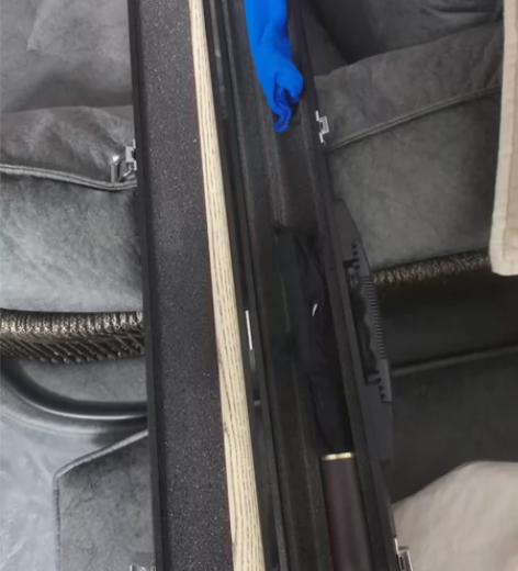 啥牌子忘记了，合适打黑八，买成320，打了...