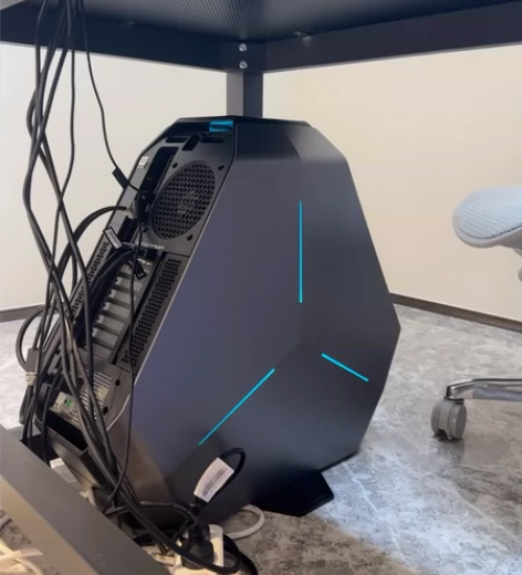 出售外星人Alienware Area51...
