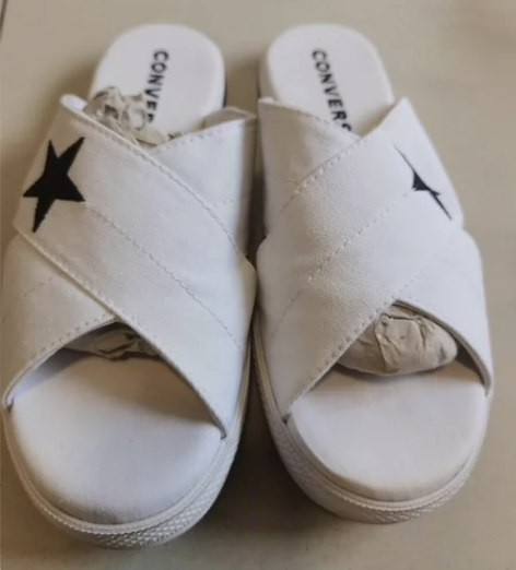 匡威女凉鞋，38号正品无鞋盒 穿过两次买小...