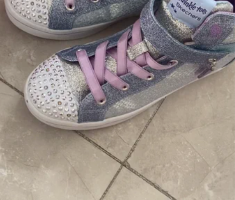 四季鞋斯凯齐,奥特莱斯购入,36码, 感兴...