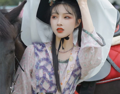 司南阁原创【春和鼓乐】汉服女款唐制圆领大襟...