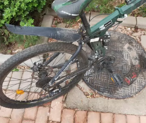 jeep变速车，不能全档位变速了，只能变三...