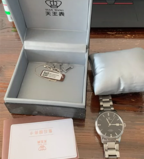 天王表机械表男款 买来没有在过几次一直闲置...