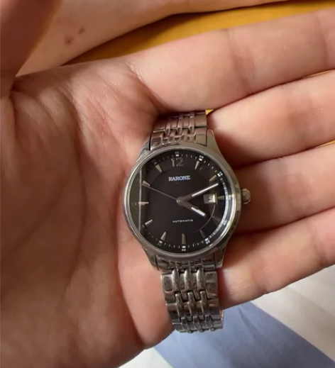 雷诺女士手表、机械的,不经常用!所以闲置出...