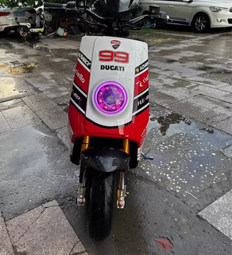 (个人自用车)豪华五万块小牛（带系统） 三...