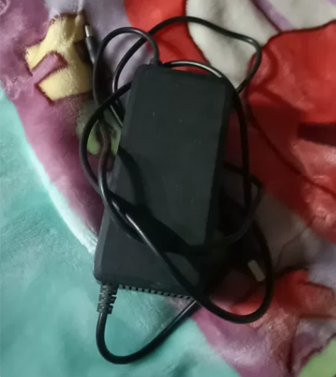 正步全新充电器48伏30包邮不讲价 感兴趣...