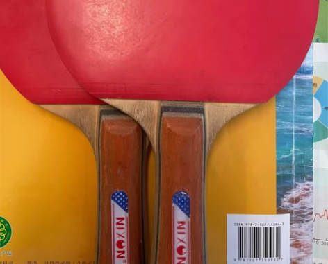 Nixon乒乓球拍一对 都是横拍 品牌太小...