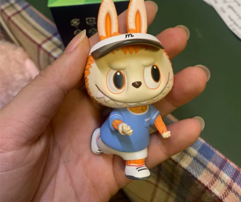 拉布布labubu运动系列棒球 出坑回血 ...