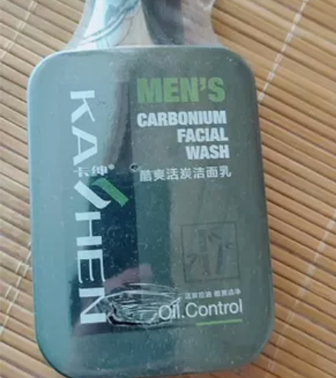 酷爽活炭洁面乳150ml男士洗面奶，深层洁...