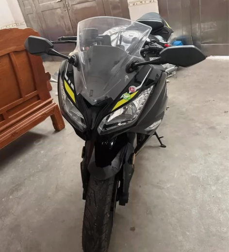 宝雕，200cc 一手车 两千多公里 便宜...