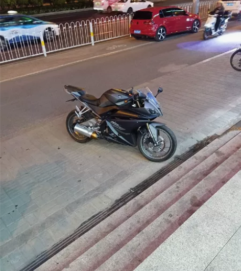 飞鹰r25，21年的车 22年上牌，300...