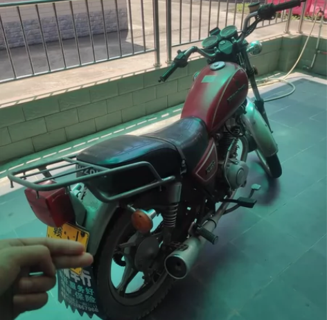 豪爵太子摩托车，有牌 坚牌，三水大塘镇看车...