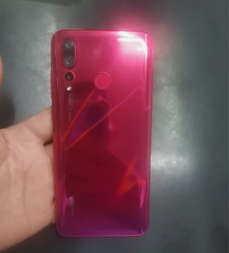 华为nova4,6+128,买回来的机器忘...