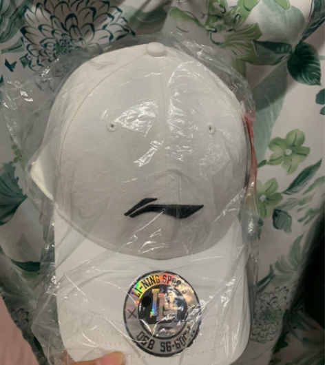 李宁鸭舌帽 全新 吊牌在 可调节大小 感...