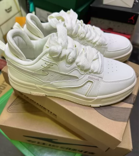 Erke鸿星尔克 耐磨透气 低帮 板鞋 女...