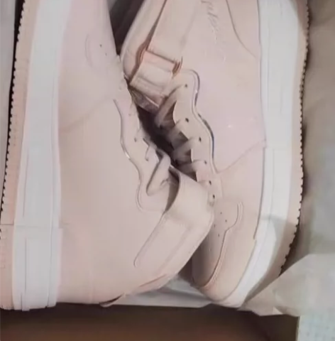 乔丹板鞋 春夏新款 高帮滑板鞋 运动鞋 休...