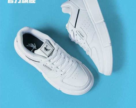 乔丹童鞋男童小白鞋儿童板鞋春秋新款中大童白...