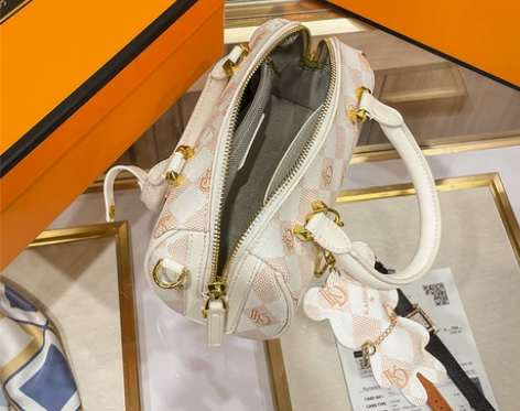 香港代购真皮女包包2022新款潮百搭单肩斜...